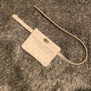 MICHAEL KORS FANNY PACK